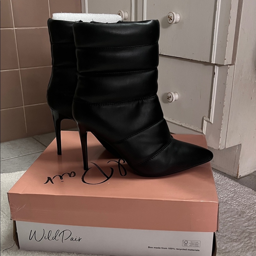 Wild Pair Black Heeled Boots